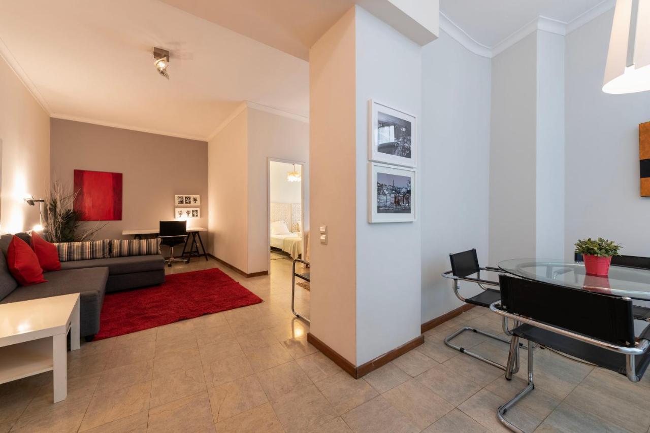 Bmyguest - Santa Catarina Downtown Apartment Порто Екстериор снимка