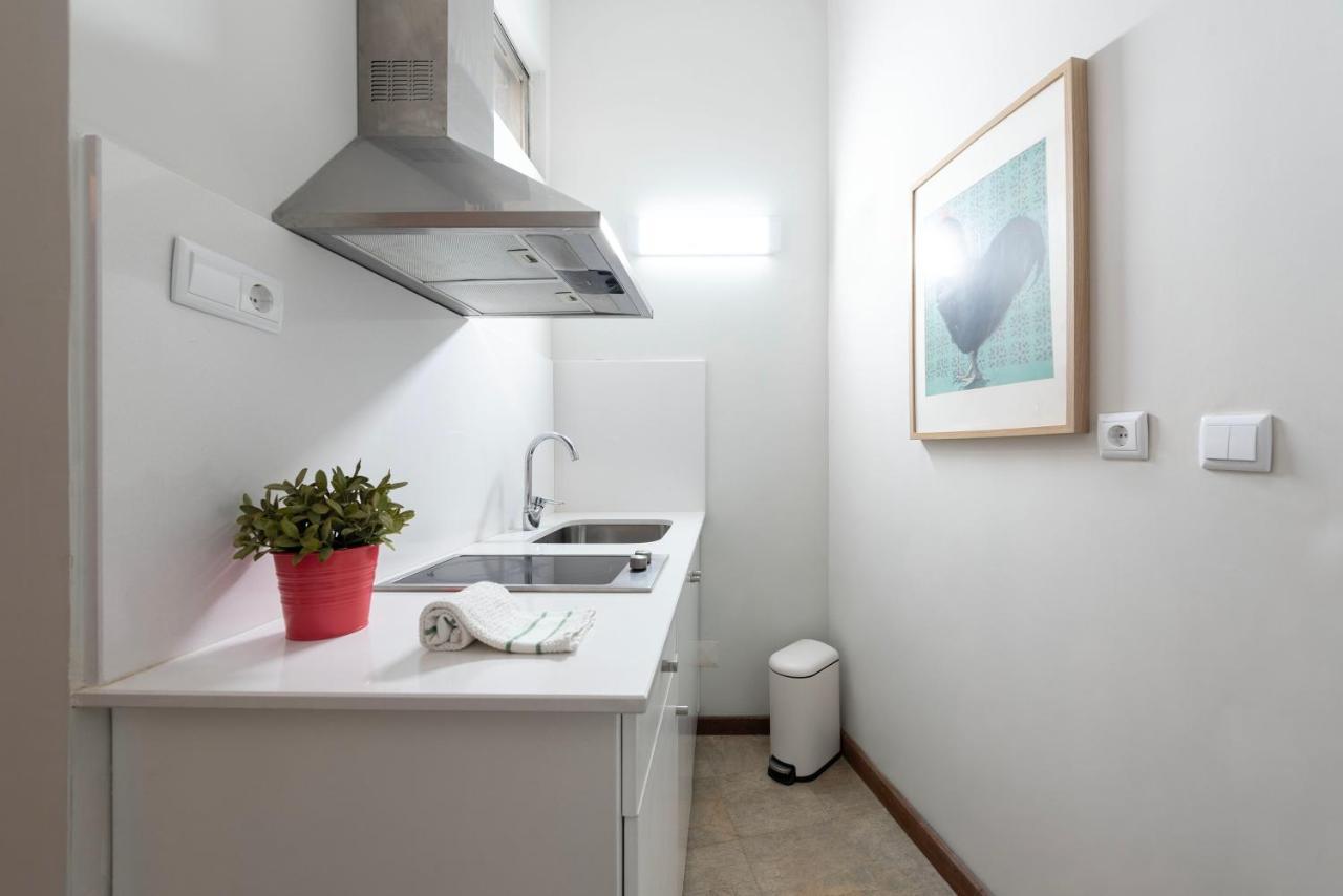 Bmyguest - Santa Catarina Downtown Apartment Порто Екстериор снимка
