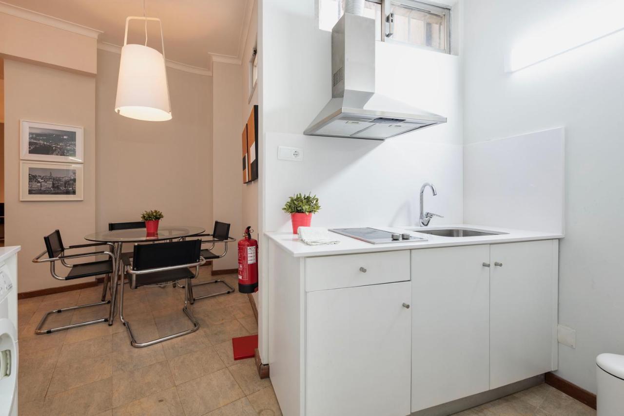 Bmyguest - Santa Catarina Downtown Apartment Порто Екстериор снимка