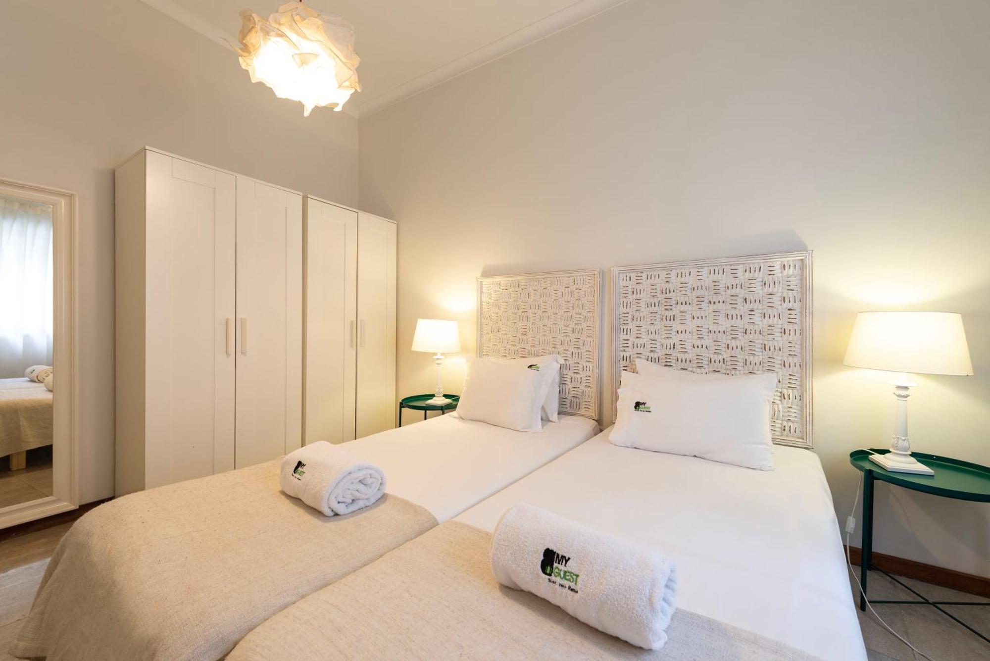Bmyguest - Santa Catarina Downtown Apartment Порто Екстериор снимка